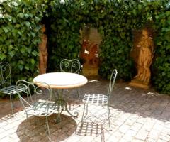 Cortile al sole della Villa per il matrimonio