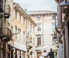 Passeggiando sotto la pioggia -Luca Fabbian Wedding Photography