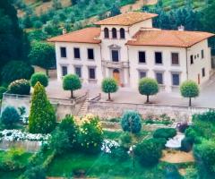 Villa Monteverdi - www.florencelocationgroup.com