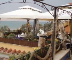 Terrazza con vista mare