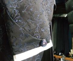 Notari sartoria e confezioni - Un particolare del polso dell'abito dello sposo