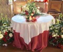 Bang Bang Wedding - Addobbi floreali per il tavolo degli sposi