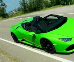 Tuscany Luxury Car Hire - Lamborghini Huracan Spyder