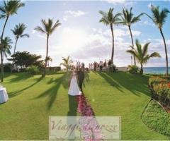 Celebrazione del rito sulla spiaggia - Viaggi di nozze Network Milano