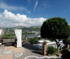 Terrazza con vista mare per matrimoni a Napoli