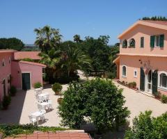 Esterno Agriturismo Limoneto a Siracusa