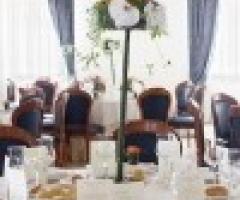 La cura nell'allestimento della tavola