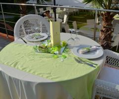 tavolo sposi verde villa cristina