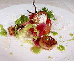 Ristorante Aquamarina - Capesante scottate con misticanza