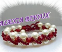 Bracciale importante perle bianche e cristalli rossi, impreziosito da cristalli