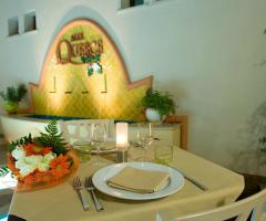 Un tavolo dell'Hotel Alle Querce