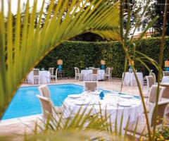 Il Circoletto - I tavoli per il ricevimento all'aperto