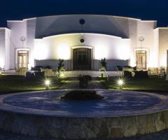 Borgo Ducale Brindisi - L'entrata vista di notte