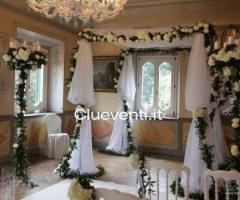 Gazebo di fiore per cerimonia civile