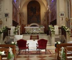 Addobbi floreali il bianco per il matrimonio