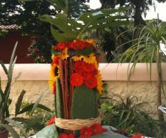 Centrotavola dal mood estivo sui toni del rosso