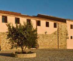 Agriturismo Masseria La Chiusa - Cortile esterno della masseria