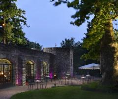 Esterno del Wine Bar Dal Pozzo 24 presso il Castello