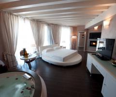 Hotel Morgana - Corner Suite