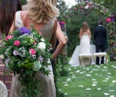 Cerimonia di matrimonio in giardino