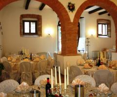 Cena nella sala degli archi della cantina - Tenuta Le Chiuse di Reopasto