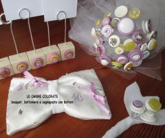 Bouquet di bottoni, bottoniera e segnaposto con i bottoni - Le Ombre Colorate