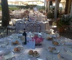 Pranzo di nozze all'aperto