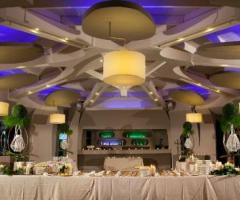 Ampia sala interna per ricevimento di matrimonio presso Ikebana Ricevimenti