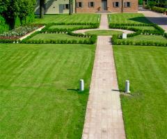 La villa immersa nel verde