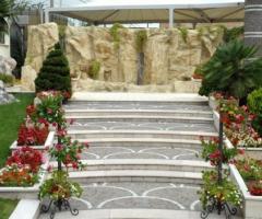 Scalinata della terrazza del ristorante