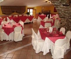 A Castellana - Allestimento della sala per il matrimonio