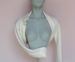 coprispalla in lana pettinata con applicazione gioiello strass laterale - Accessori Pamù