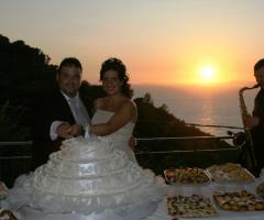 Simone Marra: Sax, Piano, Voce e Animazione