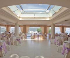 Sala interna per il banchetto di nozze a Napoli