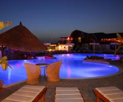 Piscina del Rama Beach Cafe a Caserta