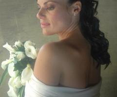 Operaeventi Multimedia Fotografi - Ritratto sposa con il bouquet