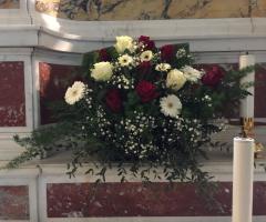 Fiori&Libri di Bartoli Irene - Addobbo floreale per l'altare maggiore