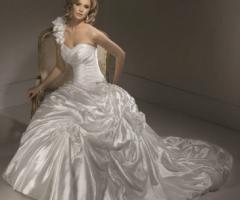 Abiti da sposa monospalla con scollo a cuore - Modello Cameo di Maggie Sottero