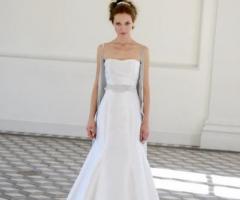 Vestito da sposa con voilà sul corpetto - Modello Itaca