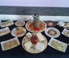 Un piccolo buffett vegetariano - La Luce Wine & Dine Catering
