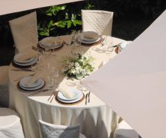 Tavolo nel parco del Podere La Branda