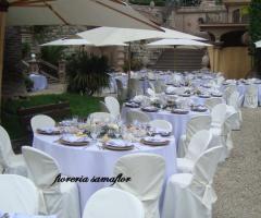 Addobbi floreali della villa per il matrimonio