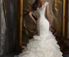 Originale abito da sposa a sirena