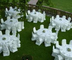 Ricevimento nuziale all'aperto