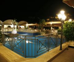 Villa Posillipo - Ricevimento di matrimonio a bordo piscina