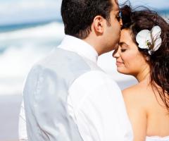 Gli sposi e il rumore del mare  - iovideo