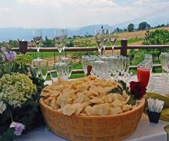 Buffet di matrimonio con bellissima veduta