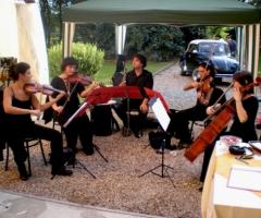 Musica durante il ricevimento nuziale