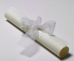 Pergamena Save the Children con fiocco color avorio