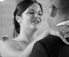 Fotografia del bacio degli sposi